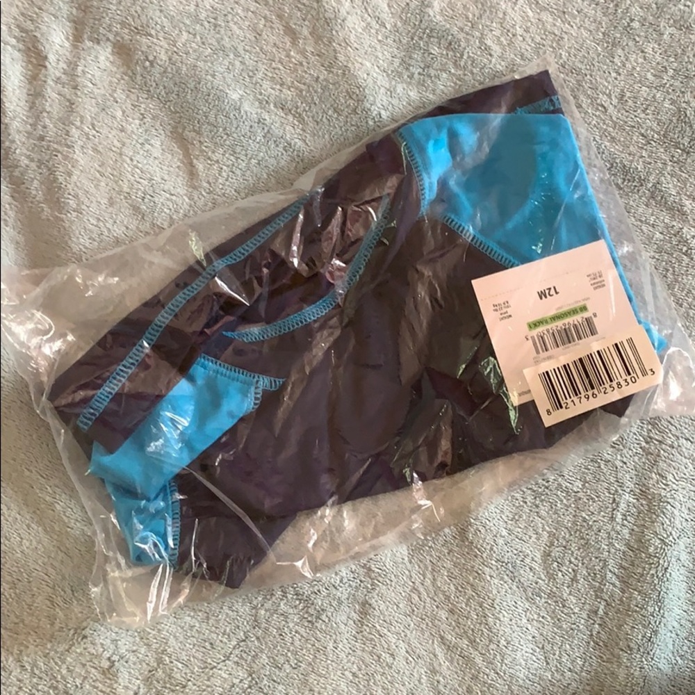🎉 OP Navy Blue Rash Guard, size 12m - Picture 4 of 4